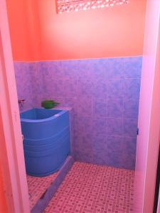 ブキティンギにあるPenginapan Syariah Dhifa Indonesian onlyのギャラリーの写真