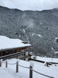 Obiekt Orelle - Val Thorens, le Hameau des eaux - SPA & piscine zimą