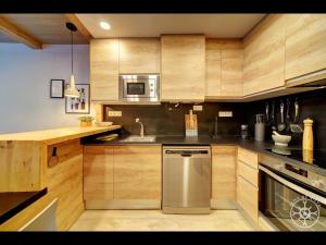 A kitchen or kitchenette at SANTA MARGALIDA de Alma de Nieve