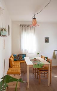 Istumisnurk majutusasutuses Connected Guest House
