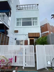 A balcony or terrace at Kenting Little House