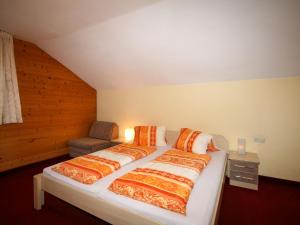 Posteľ alebo postele v izbe v ubytovaní Apartment Sonnenheim-2 by Interhome
