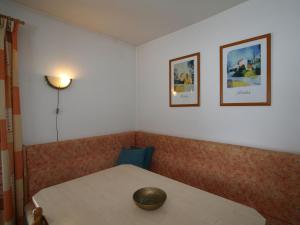 Posezení v ubytování Chalet Amberg by Interhome