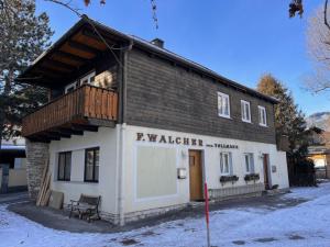Budynek, w którym mieści się apartament