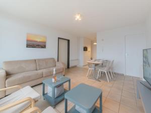 Posezení v ubytování Apartment Seaview 2 by Interhome