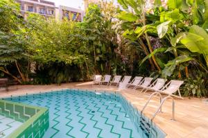 The swimming pool at or close to Aspasios Garden Apartments