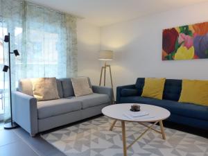 Posezení v ubytování Apartment Terrasse by Interhome