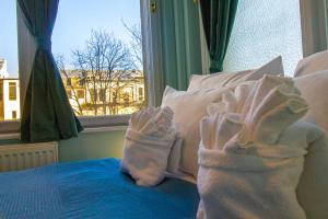 Posteľ alebo postele v izbe v ubytovaní Small Paris + 37 fotografií
