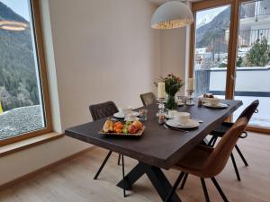 Nespecifikovaný výhled na hory nebo výhled na hory při pohledu z apartmánu