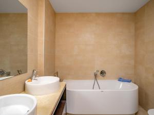 Kúpeľňa v ubytovaní Apartment Cielo y mar Samara by Interhome