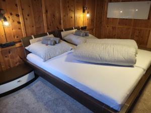 A bed or beds in a room at Holiday Home Stark by Interhome