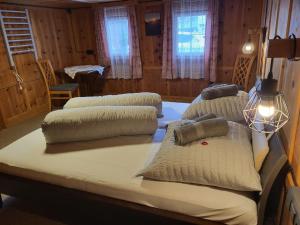 A bed or beds in a room at Holiday Home Stark by Interhome