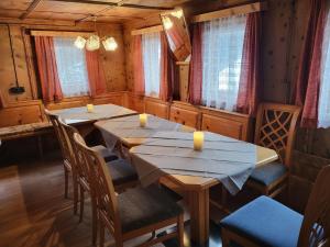 A seating area at Holiday Home Stark by Interhome