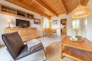 Kuchyň nebo kuchyňský kout v ubytování Ferienwohnung Lüttje Huck - Seeblick 2