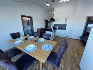 A kitchen or kitchenette at Chalet Diamondsky by Interhome