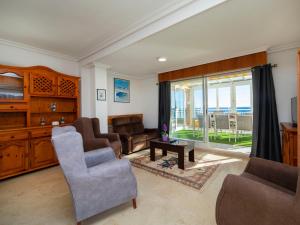 Posedenie v ubytovaní Apartment Casita Blanca by Interhome