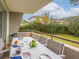 Vonkajšia záhrada v ubytovaní Apartment Clair de Dune-2 by Interhome