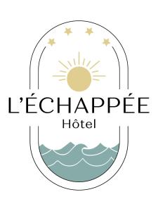 logotipo de un hotel con el océano y el sol en L'Échappée - Hôtel Casino Dieppe, en Dieppe