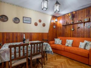 Posezení v ubytování Apartment Hedelweiss house by Interhome