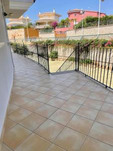 A balcony or terrace at Apartamento vacacional Urb. Nerea II REF. 065
