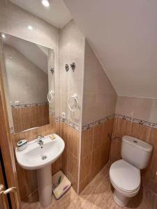 A bathroom at Apartamento vacacional Urb. Nerea II REF. 065