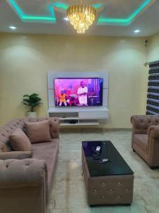 صورة لـ 4 Bedroom duplex- Isheri Riverview في Agege