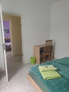 Voodi või voodid majutusasutuse Maderalzinho toas