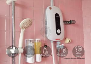Zdjęcie z galerii obiektu Jalan Kuhara 300 mbps Detach Bungalow Family Fun BBQ Homestay w mieście Tawau +30 zdjęć