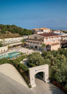 Bassein majutusasutuses Altura Hotel Zakynthos või selle lähedal