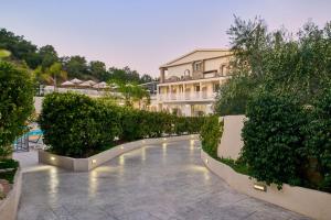 Aed väljaspool majutusasutust Altura Hotel Zakynthos