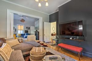 Gambar di galeri bagi Walk to Downtown Pet-Friendly Millerton Home! di Millerton