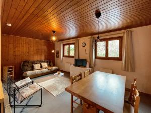 Μια τηλεόραση ή/και κέντρο ψυχαγωγίας στο Vacances COURCHEVEL/les 3 Vallées