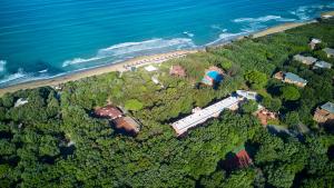 an aerial view of a beach and the ocean at Park Hotel I Lecci in San Vincenzo