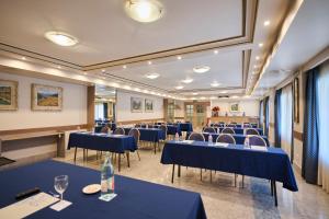 Posezení v ubytování Hotel Albret + 37 fotografií