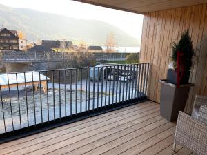A balcony or terrace at kleines Seeglück