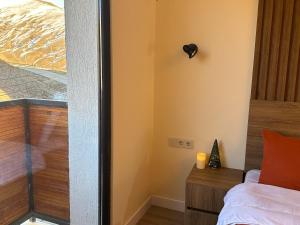 Cama o camas de una habitación en Premium Mountain Apartment Close The Gondola lift