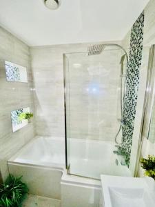 Koupelna v ubytování City Central 2 Bedroom Apartment