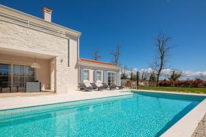 Basen w obiekcie Villa Harmony by ILC (Istria Luxury Collection) lub w pobliżu