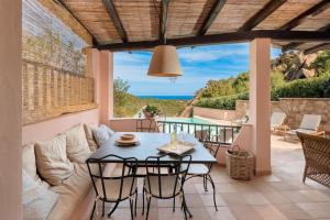 Χώρος καθιστικού στο Villa privata con piscina in Pantogia