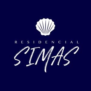 een logo voor een resort met een schelp erop bij Flat Residencial Simas in Florianópolis