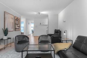 Posezení v ubytování REMOVED SKULAGATA 44- Charming Apartment w -Free Parking -Netflix