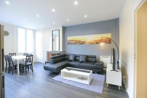 Posedenie v ubytovaní Le 34 Malon, T5 hypercentre chic et cosy, wifi, netflix par SOVALFI