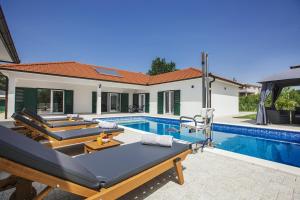 Fotografia z galérie ubytovania Family friendly house with a swimming pool Grubine, Zagora - 20296 v destinácii Donji Proložac