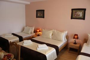 Ein Bett oder Betten in einem Zimmer der Unterkunft Guest Accommodation Zone