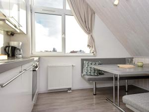 Nhà bếp/bếp nhỏ tại 4 person holiday home in Wendtorf +12 ảnh