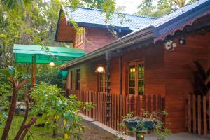 Bangunan di mana terletaknya lodge