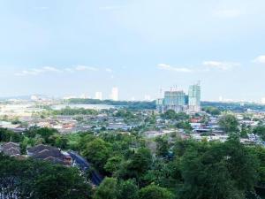 a view of a city with trees and buildings at Vesta Homes, KSL Residences Taman Daya, Johor Bahru in Johor Bahru