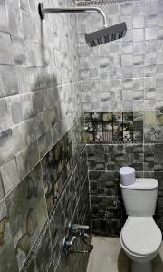 A bathroom at Giza pyramids view homestay
