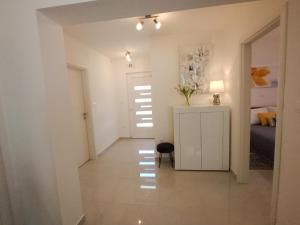 Fotografie z fotogalerie ubytování Petra modern apartment with free parking and BBQ v destinaci Zadar