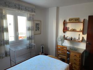 Kuchyňa alebo kuchynka v ubytovaní Apartamento Ravel Playa Málaga